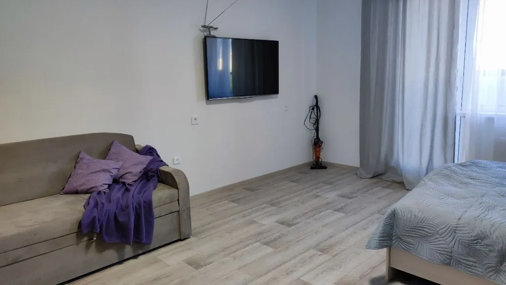 Уютная студия около ЛА Трактор