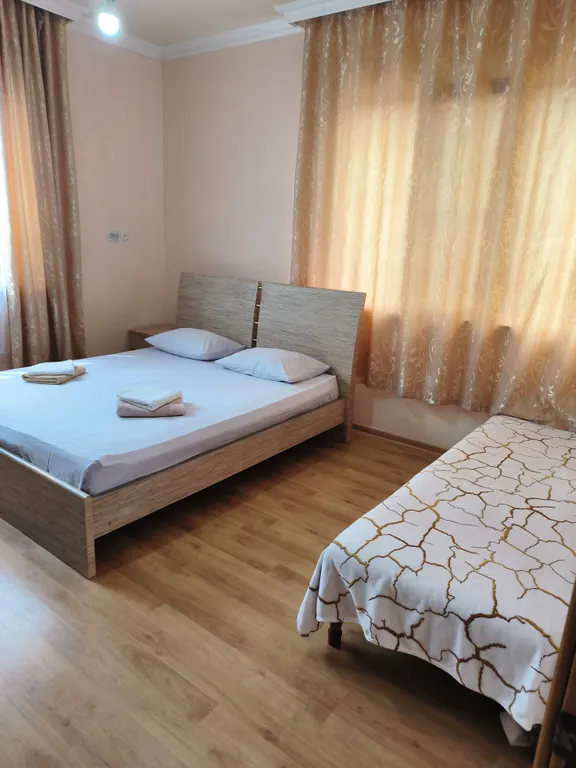 4-комнатный Дом