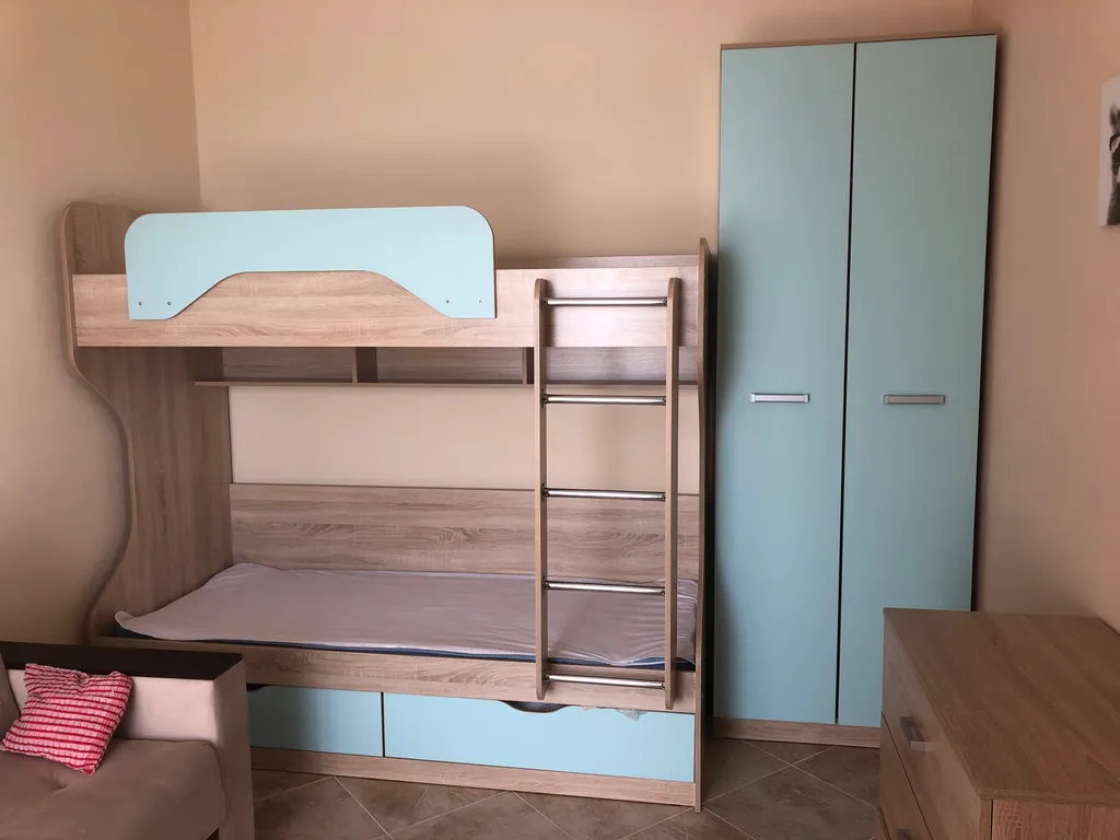 Просторная квартира с видом на море и частным пляжем