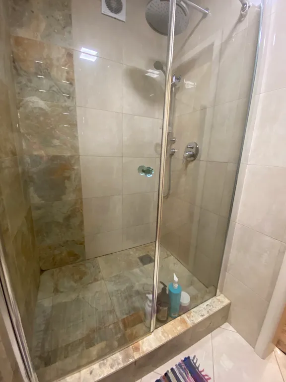 Дом с камином, бассейном, баней и джакузи