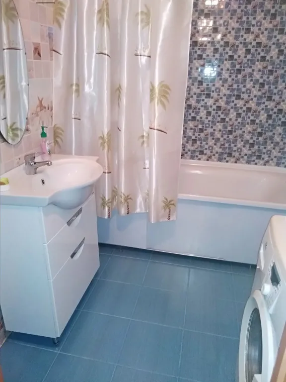 Чистая, уютная двухкомнатная квартира