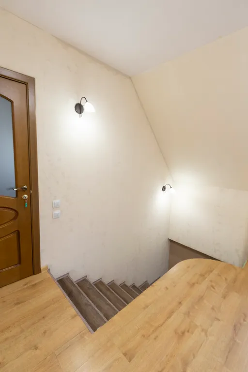 4-комнатный Дом