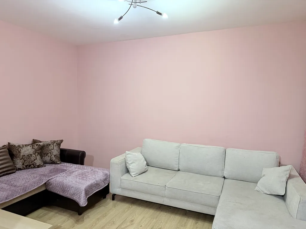 Двухкомнатная квартира рядом с набережной Волги