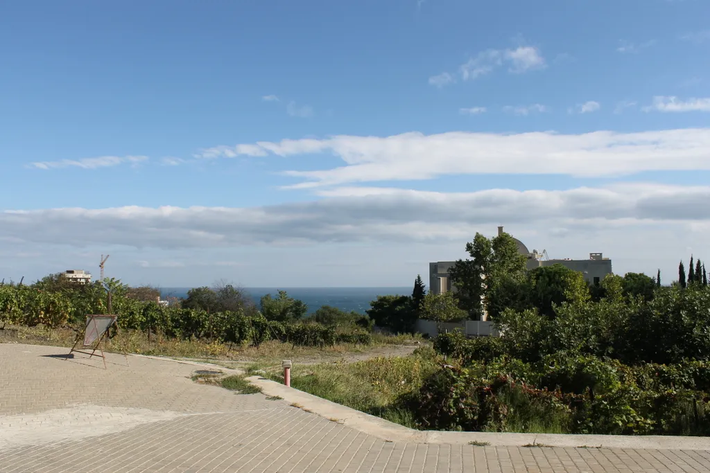 Апартамент 2 уровня в доме бизнес класса Ливадия Скай