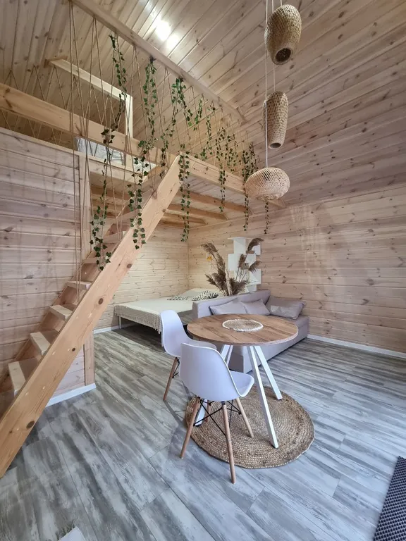 Новый дом с дизайнерским ремонтом