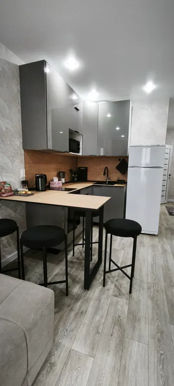 Новая двухкомнатная квартира комфорт класса возле аэропорта Толмачёво — аренда посуточно в Обь