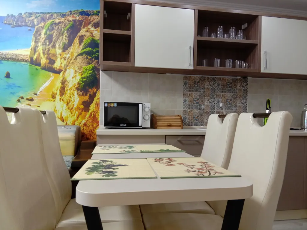 Современная квартира в Алуште на 1-й линии от моря