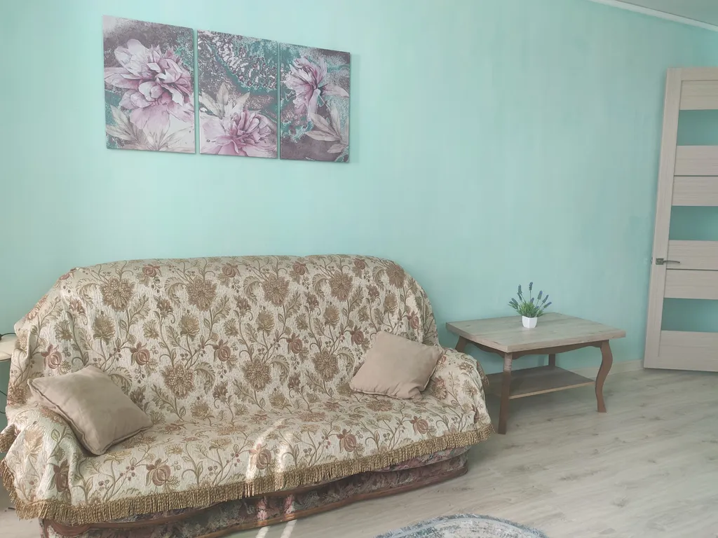 Небольшой дом на берегу Каспийского моря