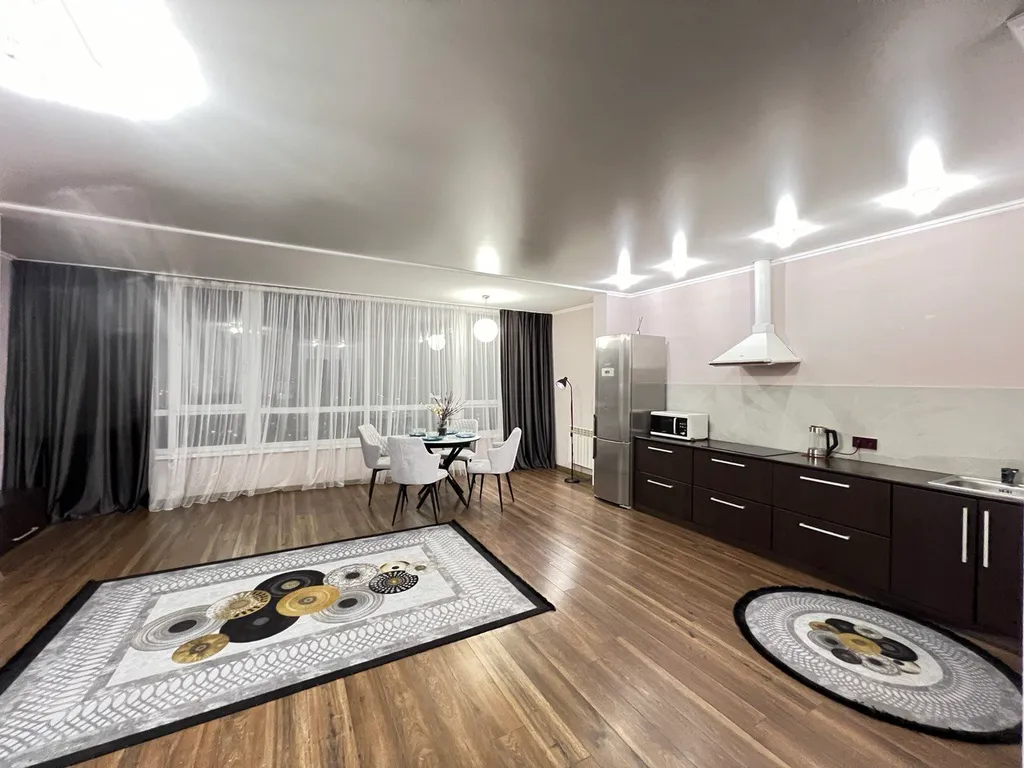 Квартира центр, отличный вид на город