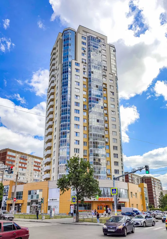 Квартира Просторная квартира в центре с шикарным видом на город — Екатеринбург