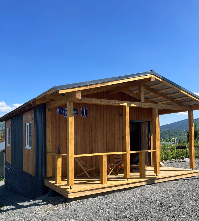 Коттедж Теплый дом с двумя спальнями — Шерегеш