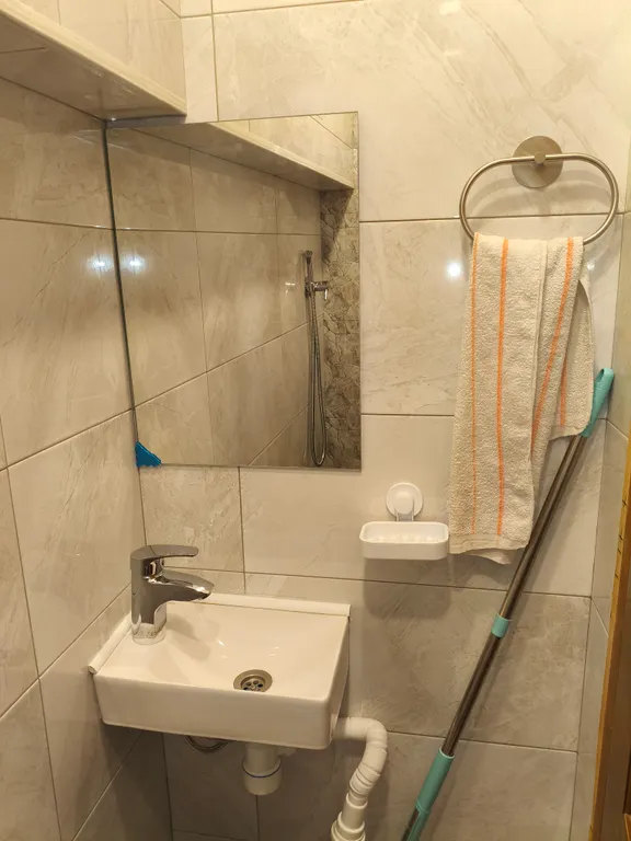 Чистая просторная двушка