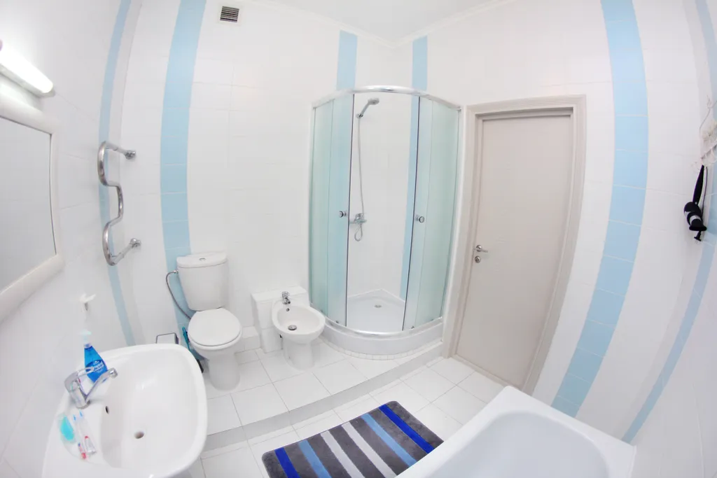 Двухкомнатная квартира рядом с ТРЦ Мега и Атакентом