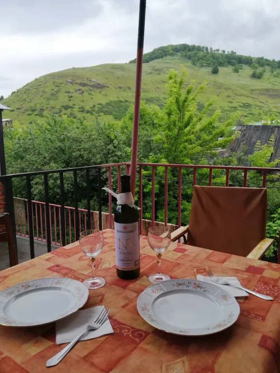 Флигель с балконом