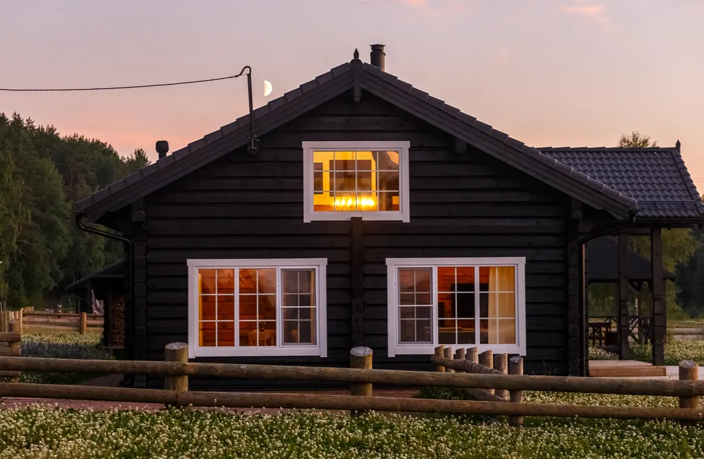 Коттедж Дом Пасечника на берегу реки Свирь — Лодейное Поле