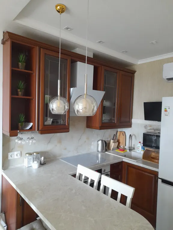 2-комнатная квартира с видом на море и горы в Приморском парке