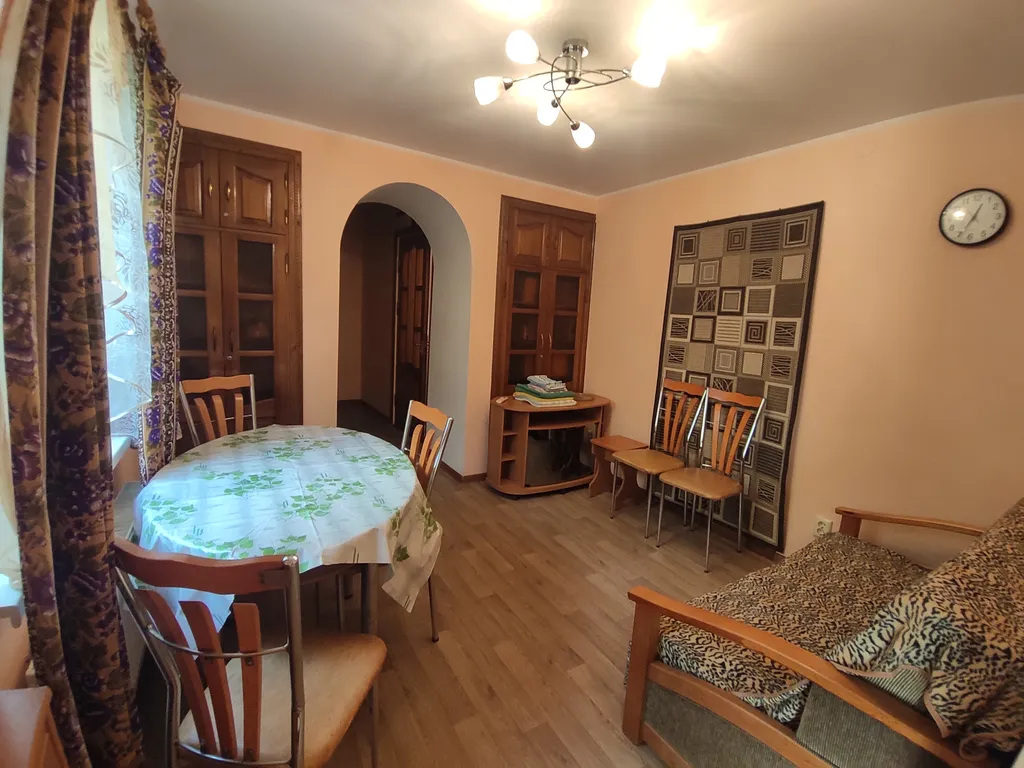 Квартира 2-хкомнатные апартаменты — Евпатория