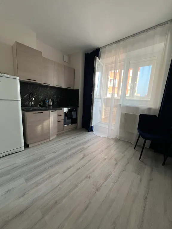 1 минута до станции Болшево