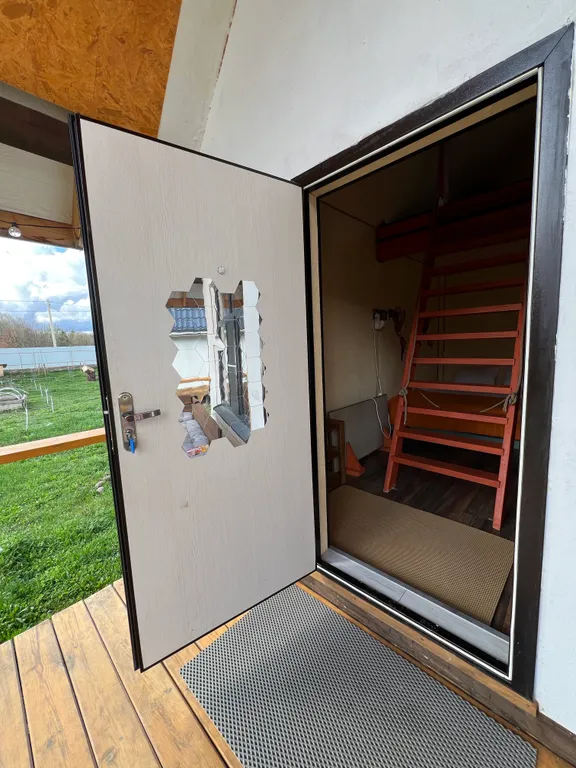 Коттедж 2-комнатный Дом — Перевалка