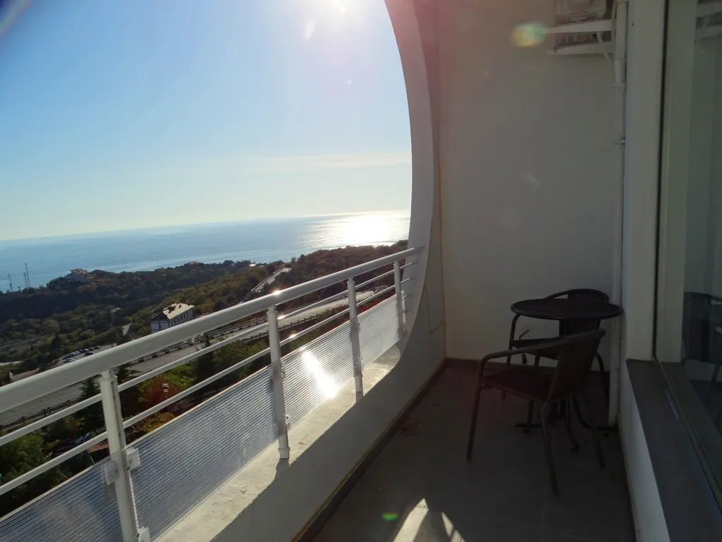 Студия с видом на Ласточкино гнездо