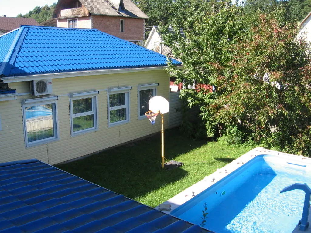 Коттедж Стайки