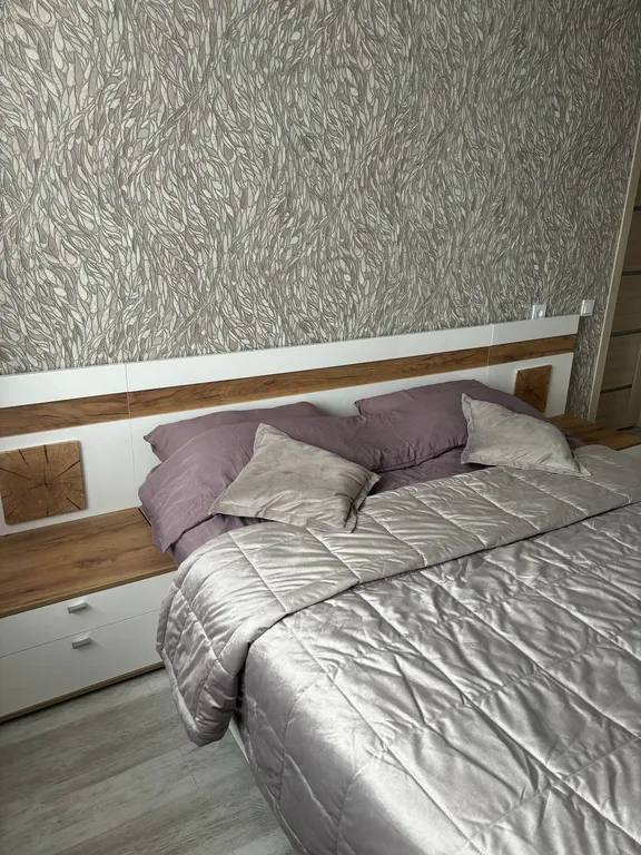 Квартира Квартира Современная евро трешка с видом на Енисей — Красноярск