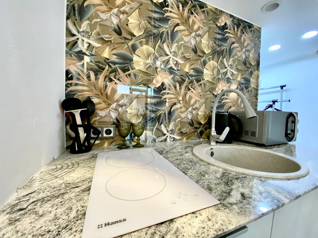 Апартаменты с бассейном в центре Сочи