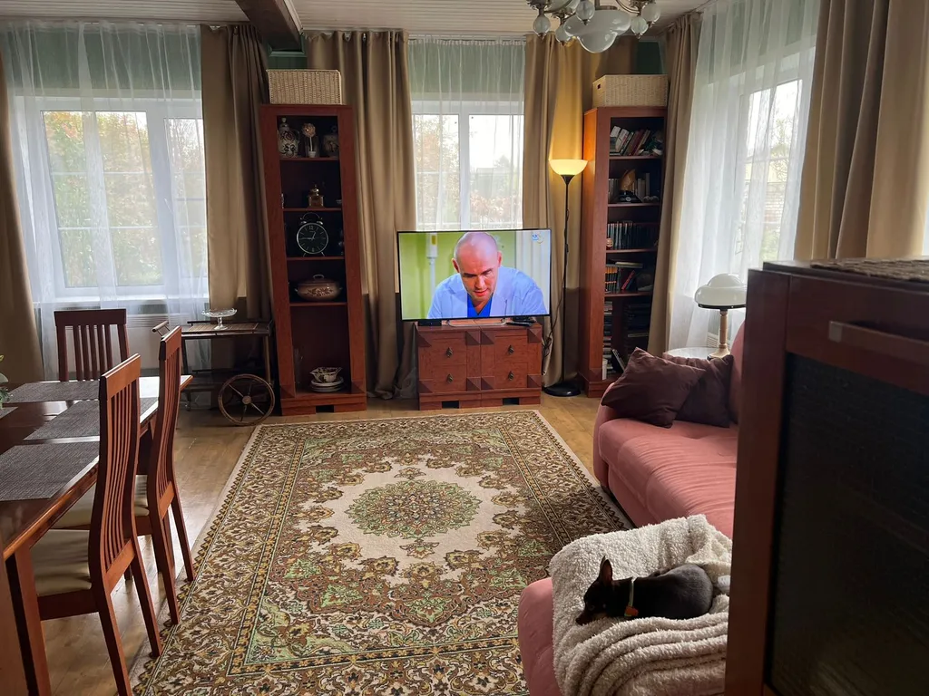 Загородный дом в лесу на Волге