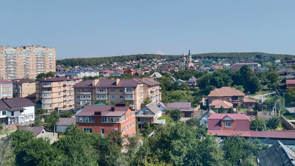 Квартира Квартира Соколиное гнездо с видом на горы в центре города — Горячий Ключ