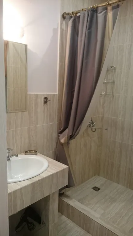 Квартира 2-комнатная Квартира — Сочи