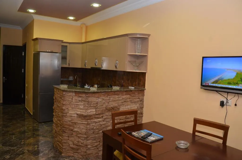 Апартамент с балконом