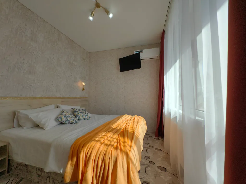 Квартира Квартира Две спальни с балконами, отоплением, кухней, стиралкой, парковкой — Судак