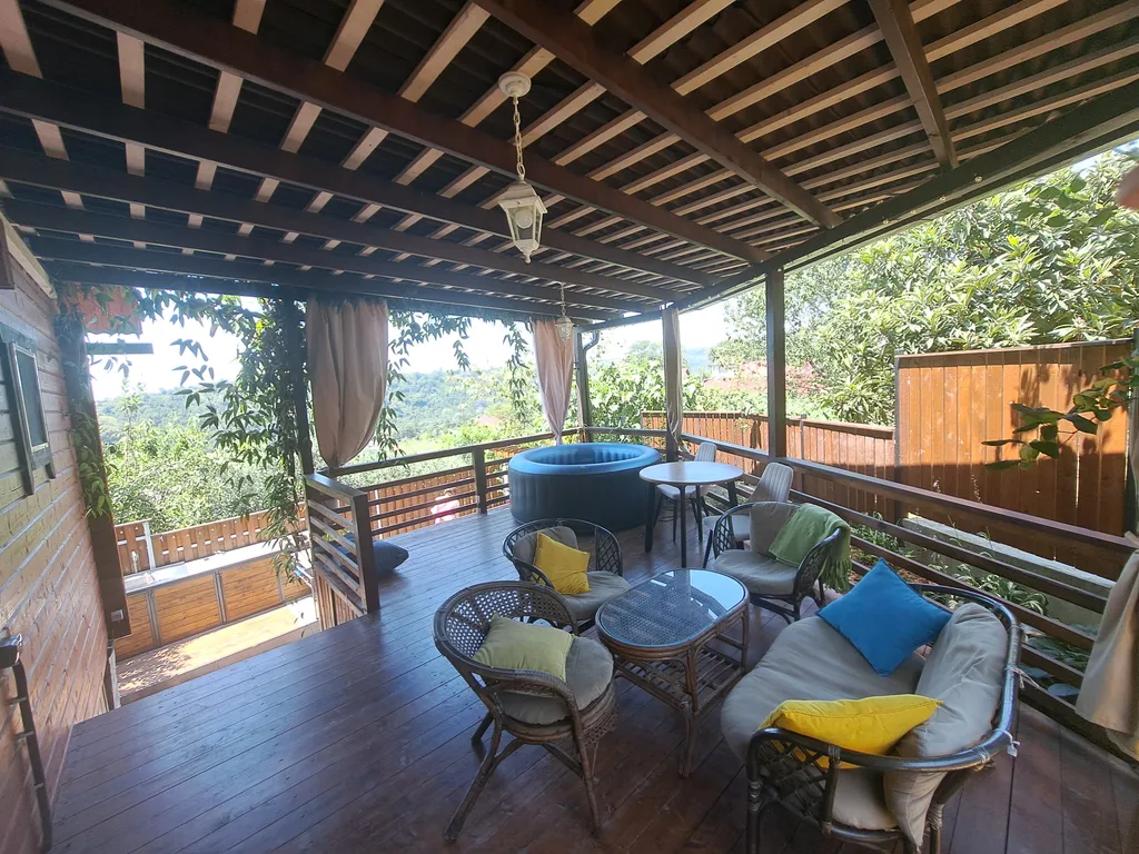 Дом с террасой и мангальной зоной