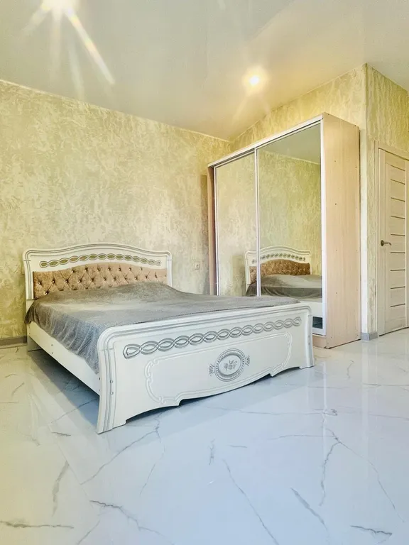 Студия в тихом районе, без комиссии, без животных