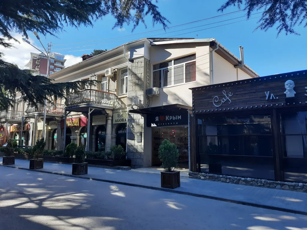 Уютная квартира в 100 метрах от моря