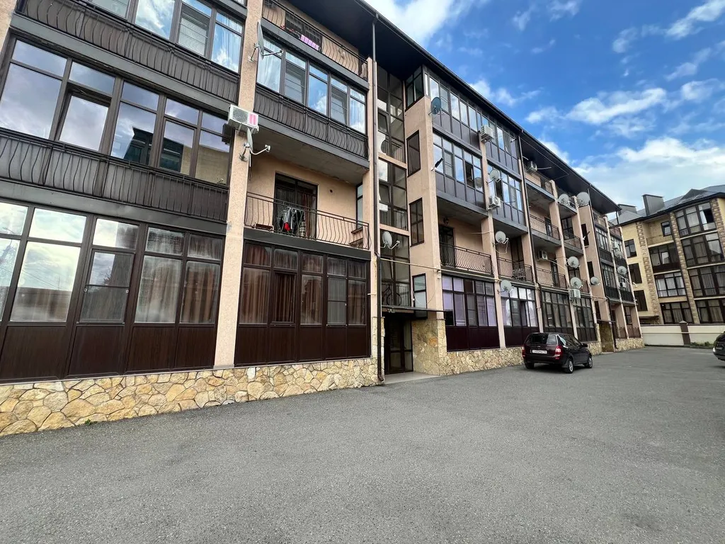 Двухкомнатная квартира рядом с источником