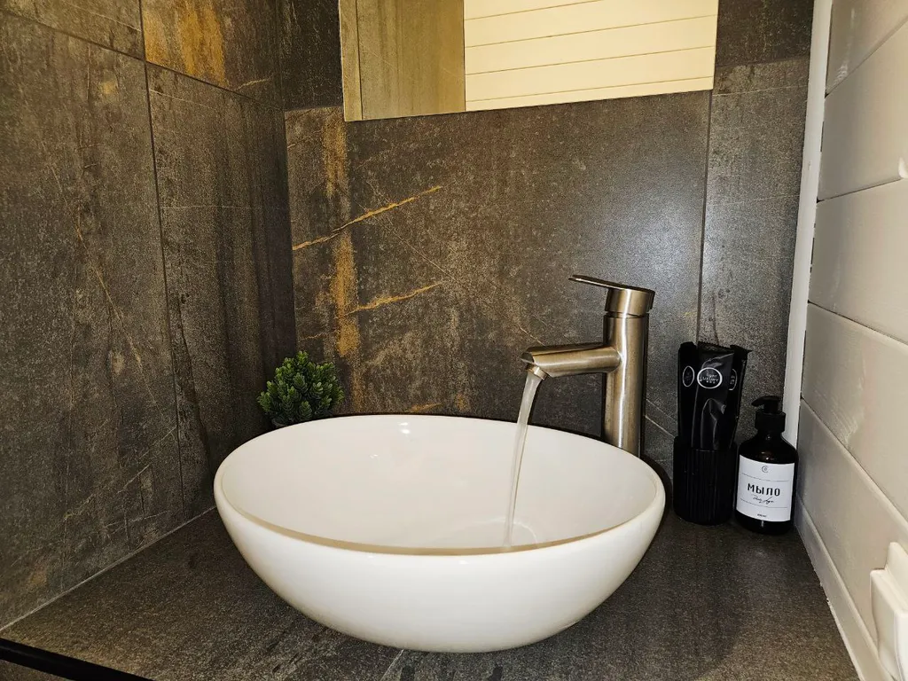 Уютный домик с большой террасой