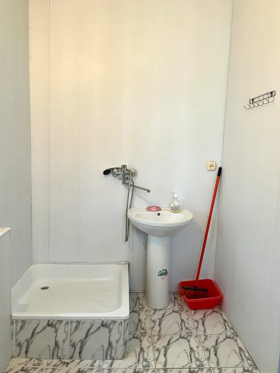 Коттедж Коттедж Уютный гестхаус в центре города — Сухум