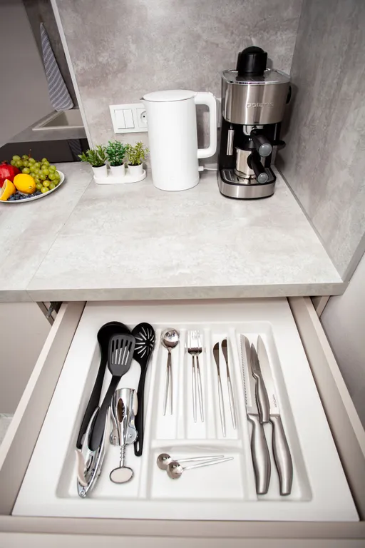 Студия в сердце города с видом на жд вокзал