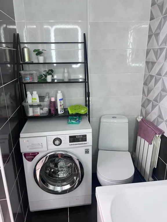 Коттедж Коттедж Уютная квартира  на земле в центре города — Элиста