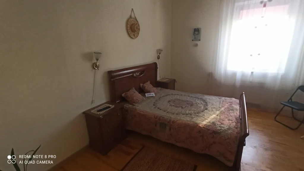 Квартира отдельная на первом этаже частного дома