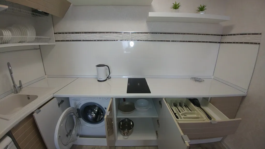 Евродвушка с камином и джакузи около увауга