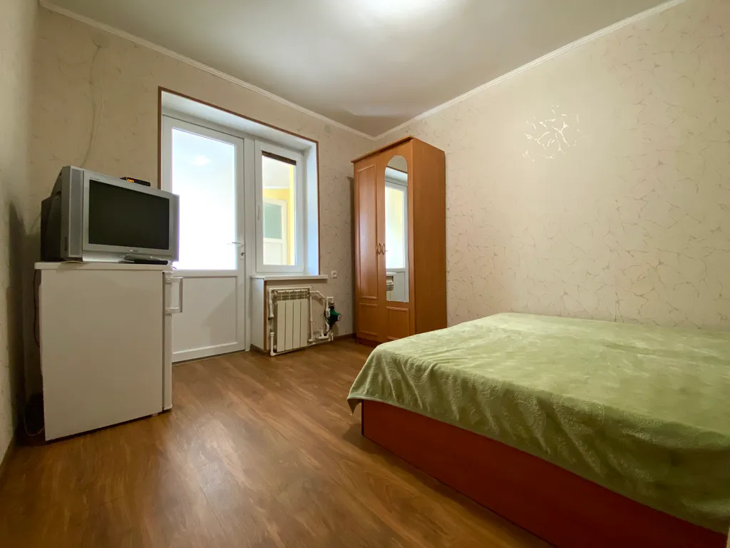 Семейный трехместный комфорт со своей кухней в загородном  доме