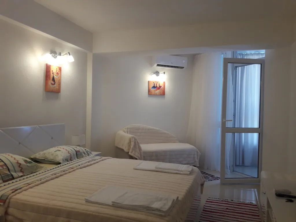 Квартира Квартира Студия на самом берегу Черного моря — Севастополь