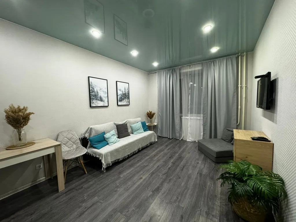 ПРОСТОРНЫЕ ДВУХКОМНАТНЫЕ АПАРТАМЕНТЫ В ЦЕНТРЕ ГОРОДА