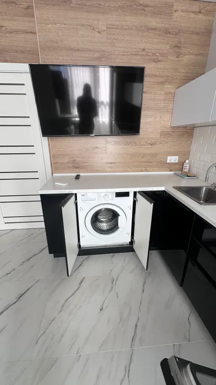 Уютная современная двухкомнатная квартира с видом на Парк Галицкого