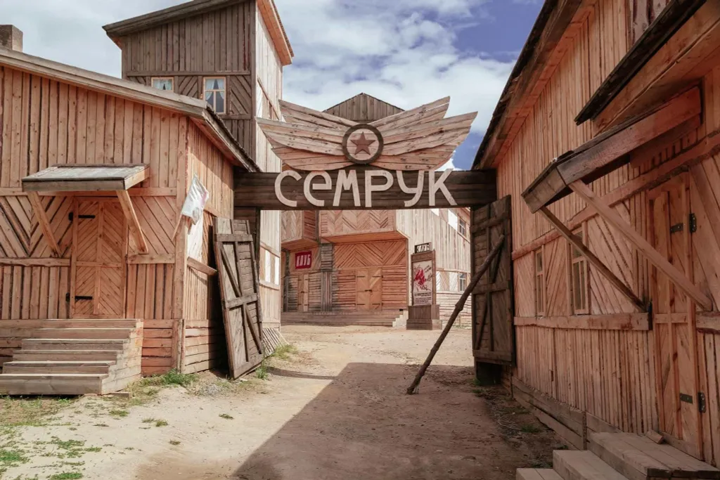 Дома из клееного бруса в хвойном лесу у Камского Моря и Семрука