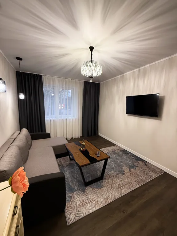 Стильная двухкомнатная квартира в историческом центре