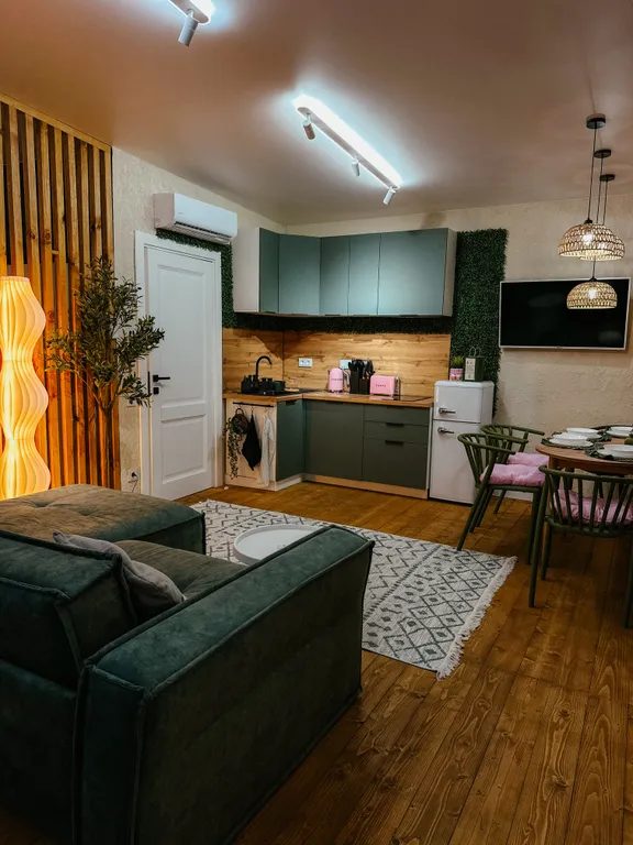 Отдельный дом с баней, террасой,джакузи, парковкой и мангальной зоной