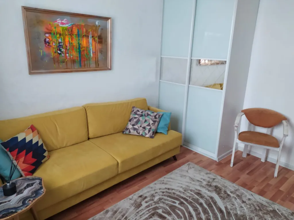 Квартира Комната — аренда посуточно в Амзара